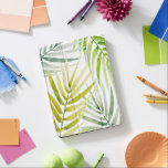 Protection iPad Pro Palmiers ombragés<br><div class="desc">Shady Palm II par Annie Warren. Des feuilles de palmiers dans différentes nuances de vert sont parsemés à travers la composition. | 164411Z</div>
