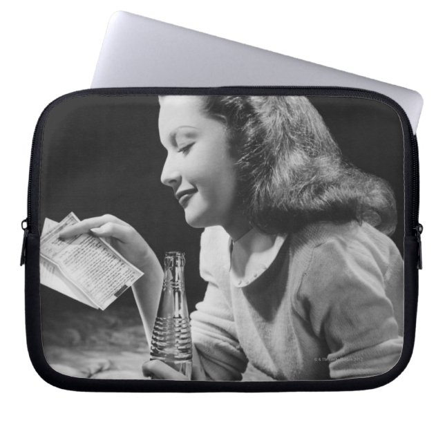 Protection Pour Ordinateur Portable Adolescente (Devant)