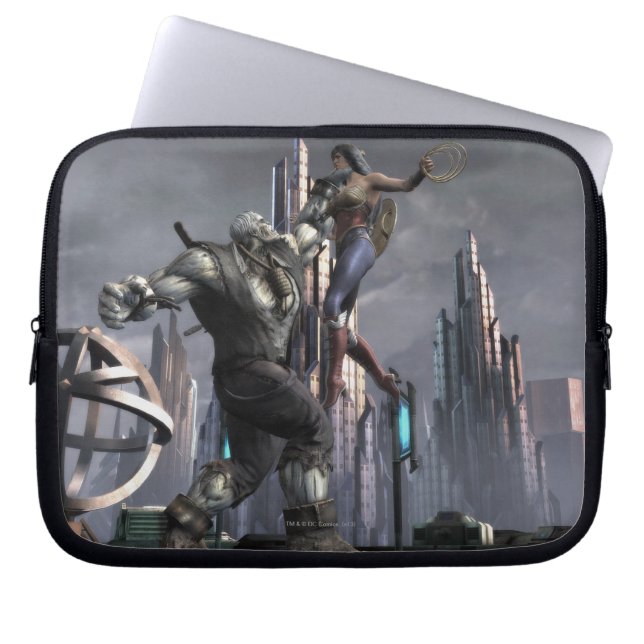 Protection Pour Ordinateur Portable Capture d'écran : Grundy vs Wonder Woman (Devant)