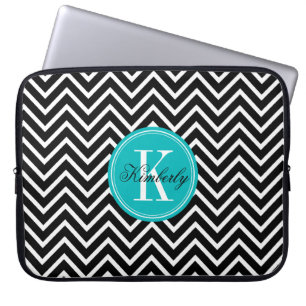 Protection Pour Ordinateur Portable Chevron noir et blanc avec le monogramme turquoise