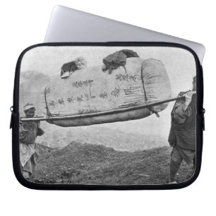 Protection Pour Ordinateur Portable Coolies portant le coton, 1901 (photo de b/w)