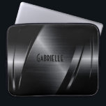 Protection Pour Ordinateur Portable Design géométrique moderne en métal noir<br><div class="desc">Style métallique brillant noir,  motif en acier inoxydable. monogramme personnalisé et optionnel. Disponible sur d'autres produits et peut être demandé pour n'importe quel des produits offerts à Zazzle. La brillance est une illusion numérique et non une véritable brillance métallique.</div>