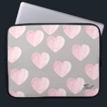 Protection Pour Ordinateur Portable élégant clair rose clair coeur amour motif<br><div class="desc">Design minimaliste,  moderne et clair représentant les coeurs de couleur rose bébé motif sur un arrière - plan gris chaud tendance.</div>