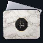 Protection Pour Ordinateur Portable Faux Marbre Albâtre Taupe Tauan Moderne Personnali<br><div class="desc">Manche pour ordinateur portable Monogram avec une élégante texture arrière - plan en marbre FAUX. Taupe / tan et crème se mélangent, créant des motifs intéressants pour un look moderne et élégant. Un cercle noir et or avec une bordure en or dégradé avec votre nom et initiale personnalisée à l'intérieur....</div>