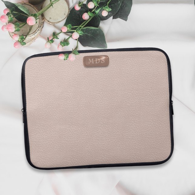 Protection Pour Ordinateur Portable Faux rose Gold Leather Pretty Blush Pink Modern (A pretty blush pink faux leather look laptop sleeve with space for your initials)
