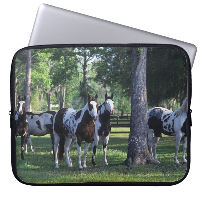Protection Pour Ordinateur Portable Peignez les chevaux dans les arbres (Devant)