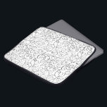 Protection Pour Ordinateur Portable Peint à la main Motif de courbe noire sur blanc<br><div class="desc">Les courbes noires peintes à la main tourbillonnent, se rencontrent et divergent dans cette conception répétée sur un arrière - plan blanc. Les lignes courbes se terminent par des motifs de défilement. L'image décorative est à la fois fluide et délicate. Aquarelle, scannée. Copyright © 2014 Claire E. Skinner. Tous droits...</div>