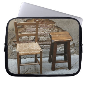 Protection Pour Ordinateur Portable Petite chaise et tabouret, Pienza, Italie