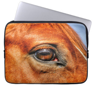Protection Pour Ordinateur Portable Photo amoureuse des animaux du Cheval des Dun roug