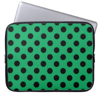Pois noirs sur vert frais