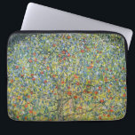 Protection Pour Ordinateur Portable Pommier par Gustav Klimt, Art Nouveau Vintage<br><div class="desc">Apple Tree (1912) de Gustav Klimt est une peinture d'art vintage de l'époque victorienne Symbolisme. Une scène nature avec un pommier dans un verger sur une ferme aux fruits mûrs et aux fleurs de pommes. Le jardin fleuri est fleuri et fleuri. À propos de l'artiste : Gustav Klimt (1862-1918) était...</div>