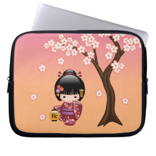 Protection Pour Ordinateur Portable Poupée Sakura Kokeshi - Geisha Girl on Peach