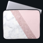 Protection Pour Ordinateur Portable rose de marbre blanc de parties scintillantes<br><div class="desc">Parties scintillantes roses d'or de faux géométrique élégant et élégant,  marbre blanc et bloc rose de couleur.</div>