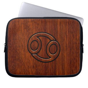 Protection Pour Ordinateur Portable Stylish Cancer Sign on Mahogany Decor