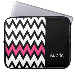 Protection Pour Ordinateur Portable Tendance noir et blanc Chevron rose avec nom
