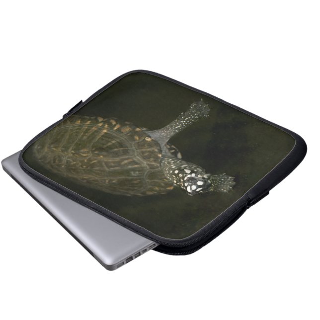 Protection Pour Ordinateur Portable Tortue de natation (Devant bas)