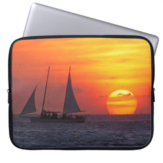 Protection Pour Ordinateur Portable Voilier dans la douille d'ordinateur portable de