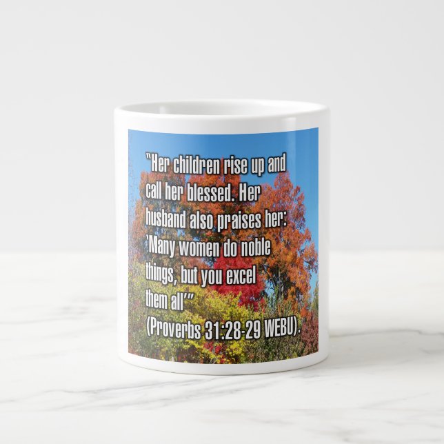 Proverbes 31:28-29 WEBU Mug (Devant)