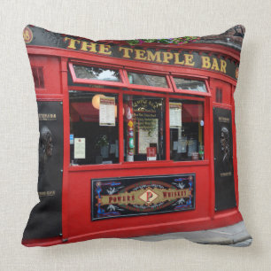 Pub rouge de barre de temple dans le coussin de
