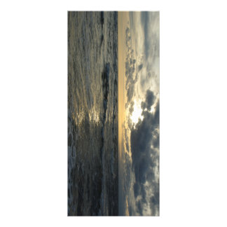 Publicitaire Coucher de soleil sur la carte Sea Rack