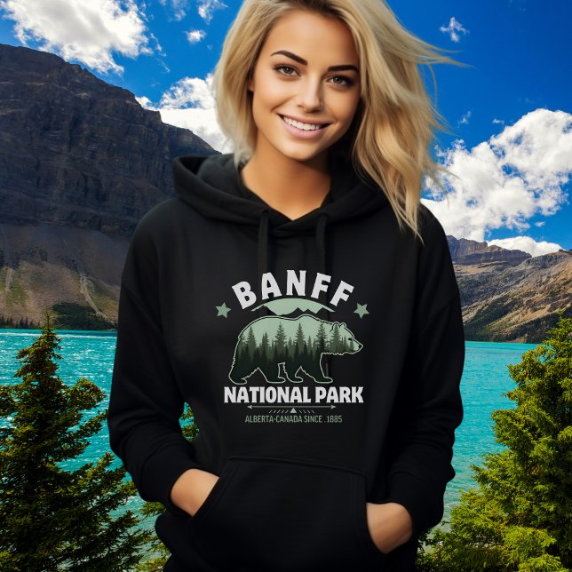 Pull À Capuche Banff Canada Souvenir – Wild Bear in Pine Forest  (Créateur téléchargé)