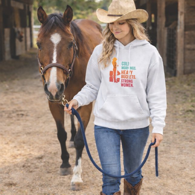 Pull À Capuche Cold Mornings. Heavy Buckets. Strong Women. Hoodie (Créateur téléchargé)