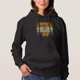 Pull À Capuche Fermier Rétro Mouton Facilement distrait par les