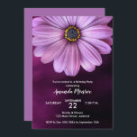 Purple Daisy Invitations de fête d'anniversaire<br><div class="desc">Une superbe marguerite violette sur un arrière - plan violet profond à noir,  des invitations parfaites pour toute occasion. Première communion,  dédicace,  baptême,  baptême et bien plus encore,  il suffit de changer le libellé. PRODUITS CORRESPONDANTS dans notre magasin —> http://bit.ly/2TkJpYb <—</div>
