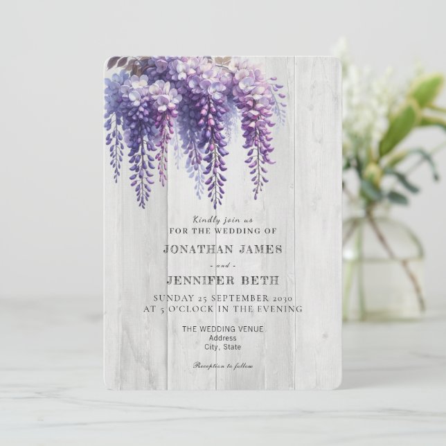 Purple on Wood Wisteria Floral Wedding Invitation (Debout devant)