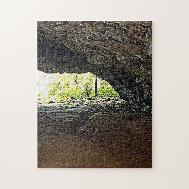 Puzzle À l'intérieur de la grotte (Vertical)