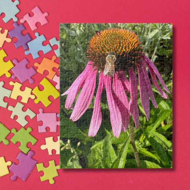 Puzzle Abeille à bourdons sur photo de fleur, Nature mign (Créateur téléchargé)