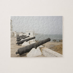 Puzzle Afrique, Afrique de l'Ouest, Ghana, Elmina. Canons