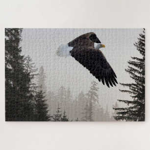 Puzzle Aigle royal planant à travers la brume