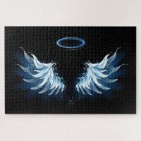 Ailes d'angle brillant bleu sur arrière - plan noi
