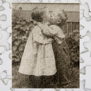 Puzzle Amour vintage Photo d'enfants s'embrassant dans un