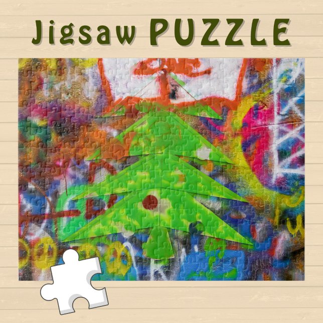 Puzzle Arbre de Noël vert sur un mur de graffitis - (Créateur téléchargé)