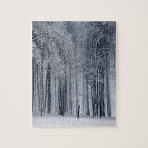 Puzzle Arbres neigeux noirs et blancs difficiles en hiver