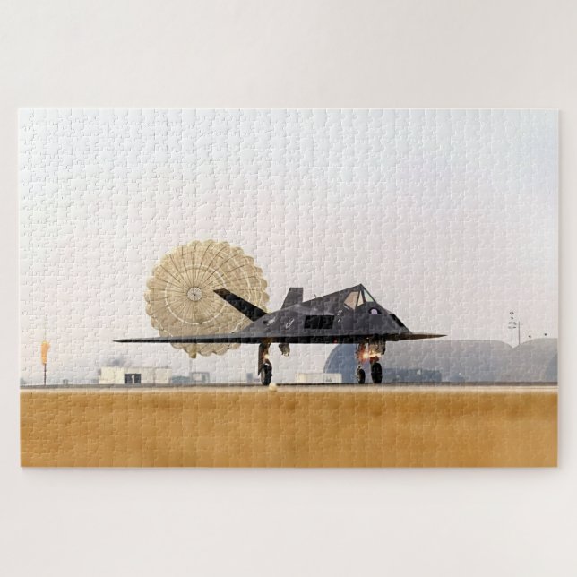 Puzzle Atterrissage furtif : F-117 Nighthawk (Horizontal)