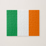 Puzzle avec drapeau d'Irlande<br><div class="desc">Embarquez pour un délicieux voyage de résolution de casse-tête tout en célébrant l'héritage irlandais avec ce puzzle captivant avec le drapeau de l'Irlande! Rédigé avec soin dans les détails, ce puzzle est plus qu'un simple passe-temps ; c'est une célébration de la riche histoire et de la signification culturelle de l'Irlande....</div>