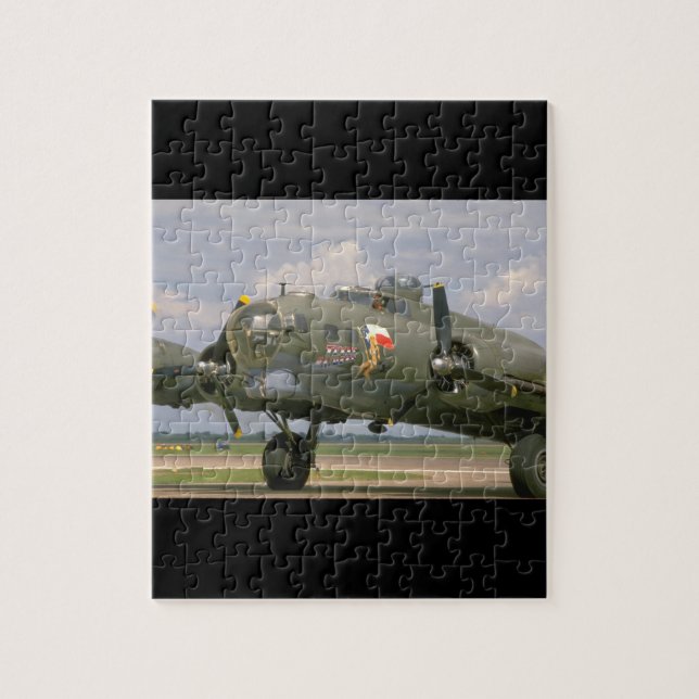 Puzzle B17 plan rapproché, avions avant de Left_WWII (Vertical)