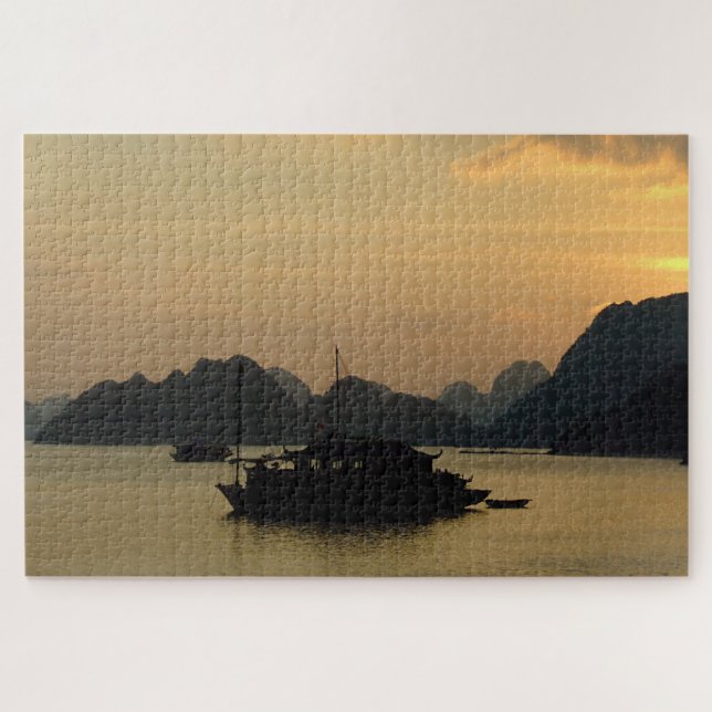 Puzzle Baie d'Halong, coucher du soleil et Vietnam /Paysa (Horizontal)