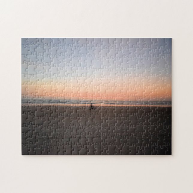 Puzzle Balade en vélo solitaire Sunrise sur la plage - 11 (Horizontal)