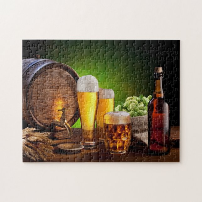 Puzzle Baril de bière avec verres de bière sur une table  (Horizontal)