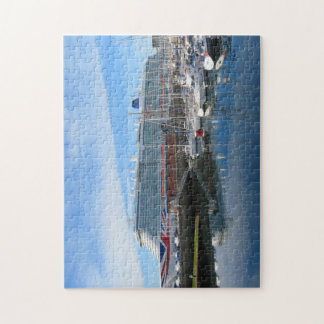 Puzzle Bateau De Croisières Au Port Avec Yachts