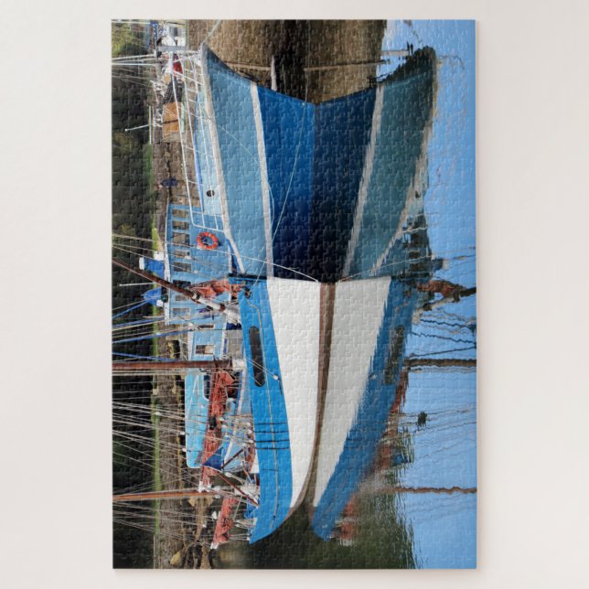 Puzzle Bateaux anciens dans le port de Douarnenez (Vertical)