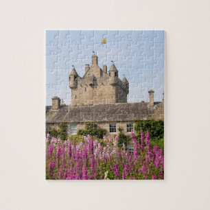 Puzzle Beaux jardins et château célèbre en Écosse 2