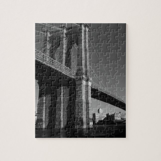 Puzzle Black & White Brooklyn Bridge (Vertical)