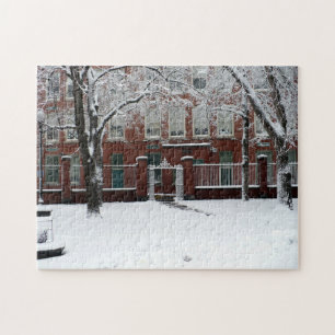 Puzzle Boston Red Brick School House en neige hivernale