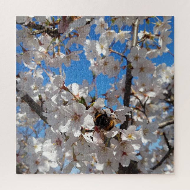 Puzzle Bumblebee sur la fleur de cerisier sauvage (Vertical)
