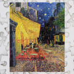 Puzzle Café Terrasse à la nuit par Vincent van Gogh<br><div class="desc">Le Café Terrace sur la Place du Forum de Vincent van Gogh est un post impressionnisme d'art vintage, une peinture architecturale de paysage urbain. Vue extérieure d'un restaurant avec tables, chaises, serveurs et personnes à manger. Une belle nuit avec des étoiles dans le ciel à Arles, France. À propos de...</div>